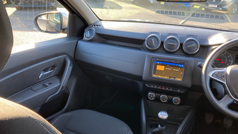 Dacia Duster 1.6 SCe Comfort 5dr 4X4 Petrol Estate